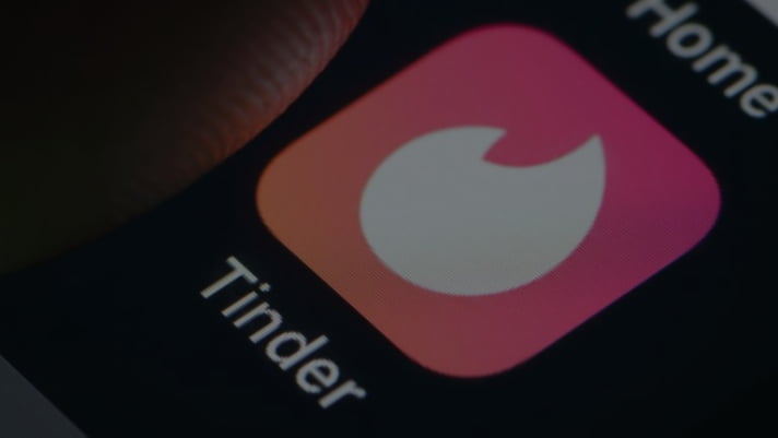 Tinder Now Lets People Identify Their Sexual Orientation