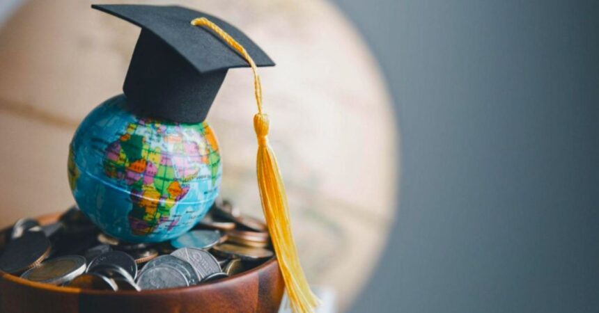 Best Student Travel Insurance For USA, UK, And Europe