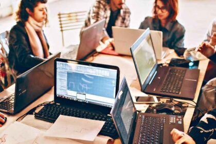 What to Measure When Tracking Employee Communications Success